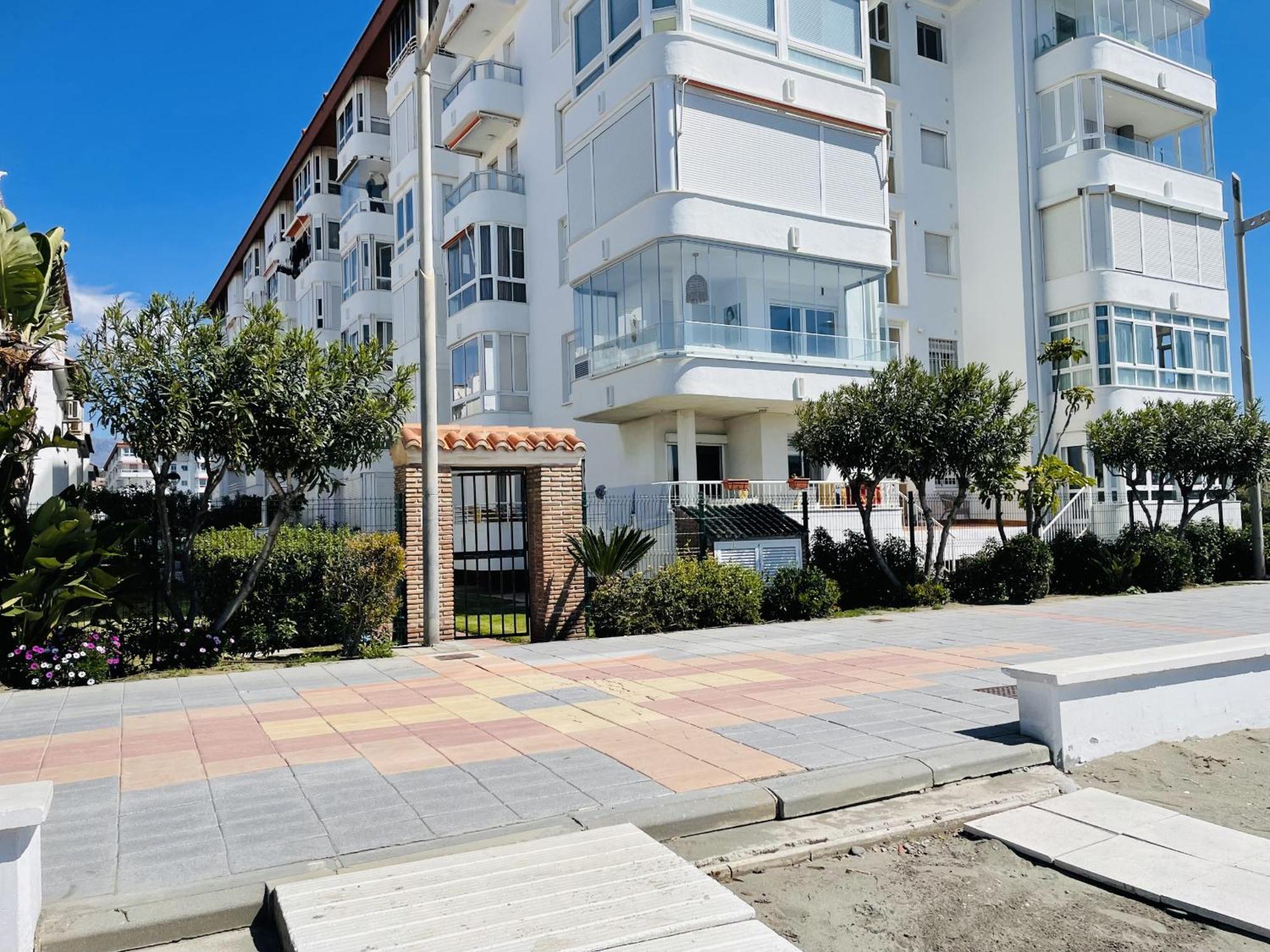 Apartamento Laguna Beach At Home ตอร์ร็อกซ์ ภายนอก รูปภาพ